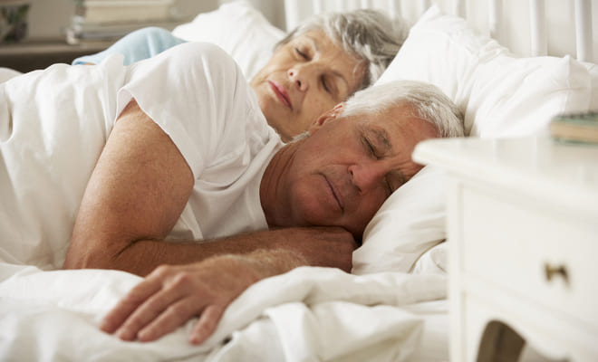 Dormir más de ocho horas aumenta el riesgo cardiovascular