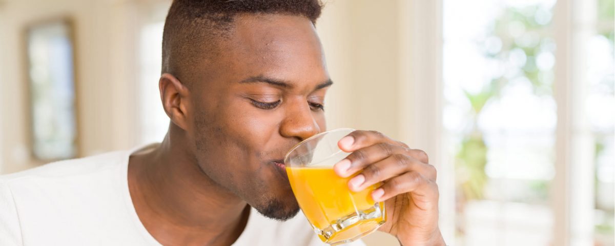 El zumo de naranja y sus múltiples beneficios para la salud cardiovascular